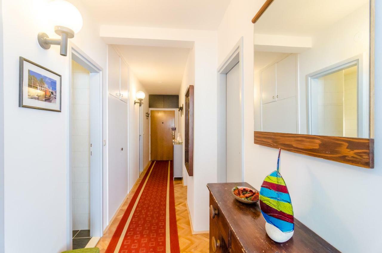 Sun City Apartment Dubrovnik Bagian luar foto