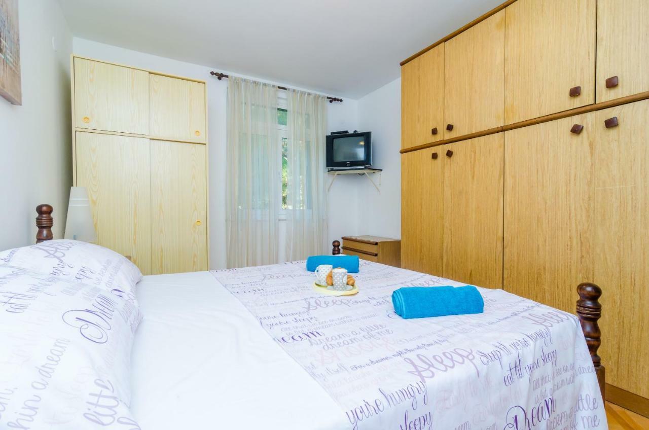 Sun City Apartment Dubrovnik Bagian luar foto