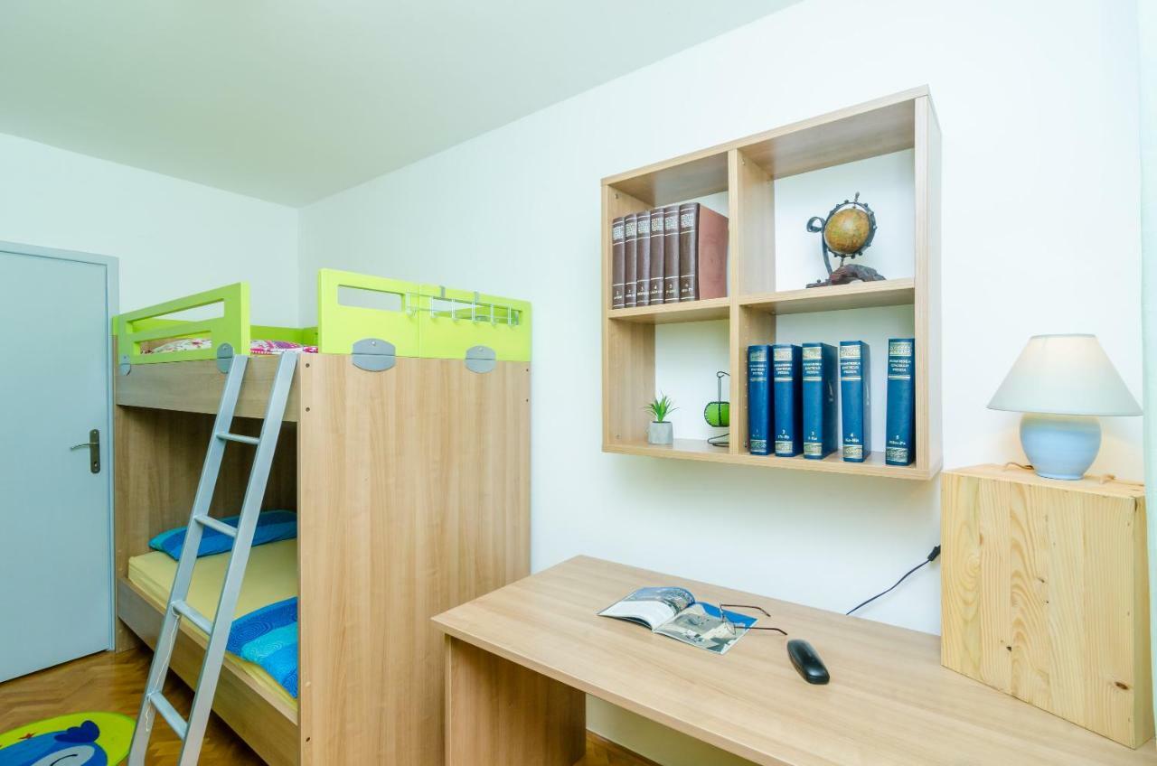 Sun City Apartment Dubrovnik Bagian luar foto